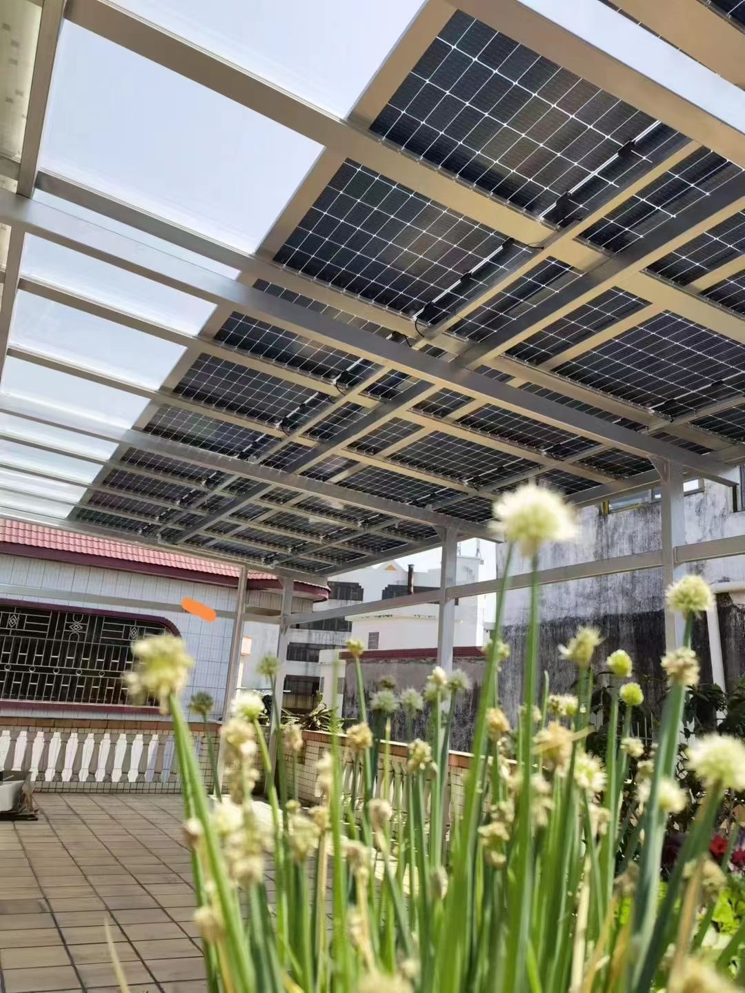 东台别墅家用屋顶太阳能发电系统安装